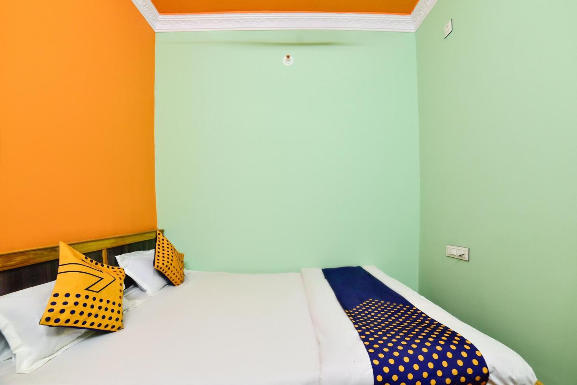Spot On Devlok Guest House Patna (Bihar) Exterior foto